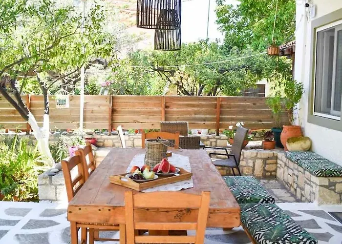 Myrtia - Cretan Guest House
